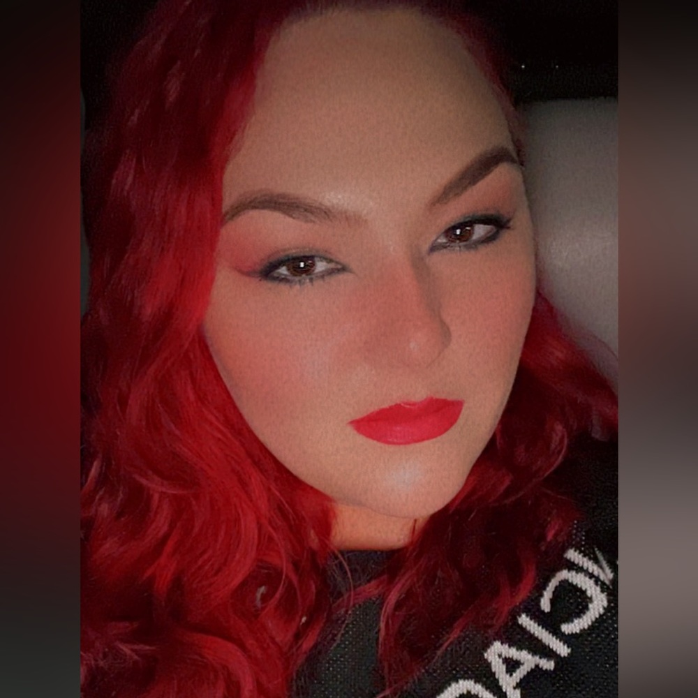 Meet your Posher, Jaqueline